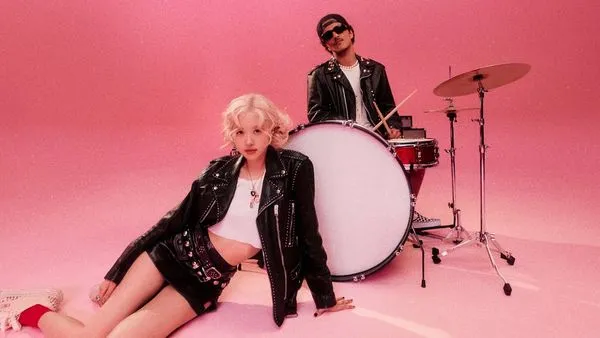 ▲▼,Rosé,Bruno Mars,APT.。（圖／翻攝自YouTube／ROSÉ）