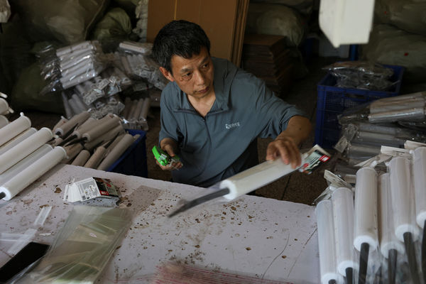 ▲▼中美關稅戰,中國大陸義烏工廠。（圖／路透社）