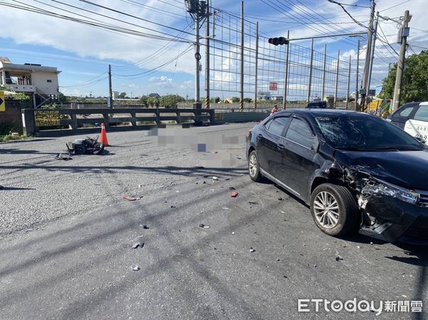 ▲▼             屏東17歲少年騎車遭左轉轎車撞撞死。（圖／記者陳崑福翻攝，下同）