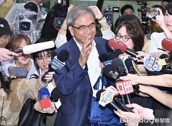 ▲輝達執行長黃仁勳17日在台北磚窯餐廳宴請供應鏈廠商，仁寶董事長陳瑞聰也受邀與會。（圖／記者李毓康攝）