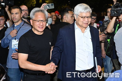 華爾街罕見出清「輝達台積電」　重心放在2檔AI台股