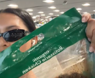 女帶「這1物」上飛機被攔:沒它我會焦慮!安檢人員同意了