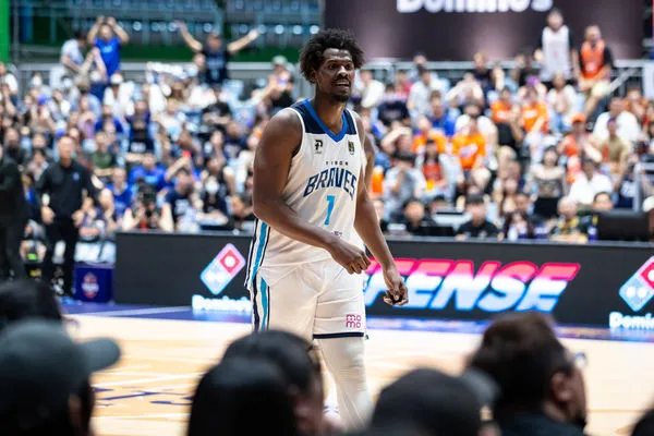 ▲富邦勇士沃特斯、簡廷兆，領航猿盧峻翔。（圖／PLG提供）