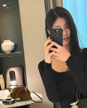 ▲▼金佳覽退團3年回來了　清秀素顏近況照引暴動。（圖／翻攝自金佳覽IG）