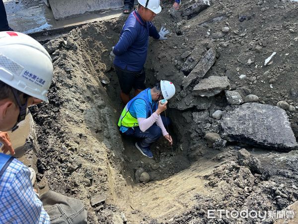 ▲▼      高雄水管       。（圖／市議員李亞靜提供）