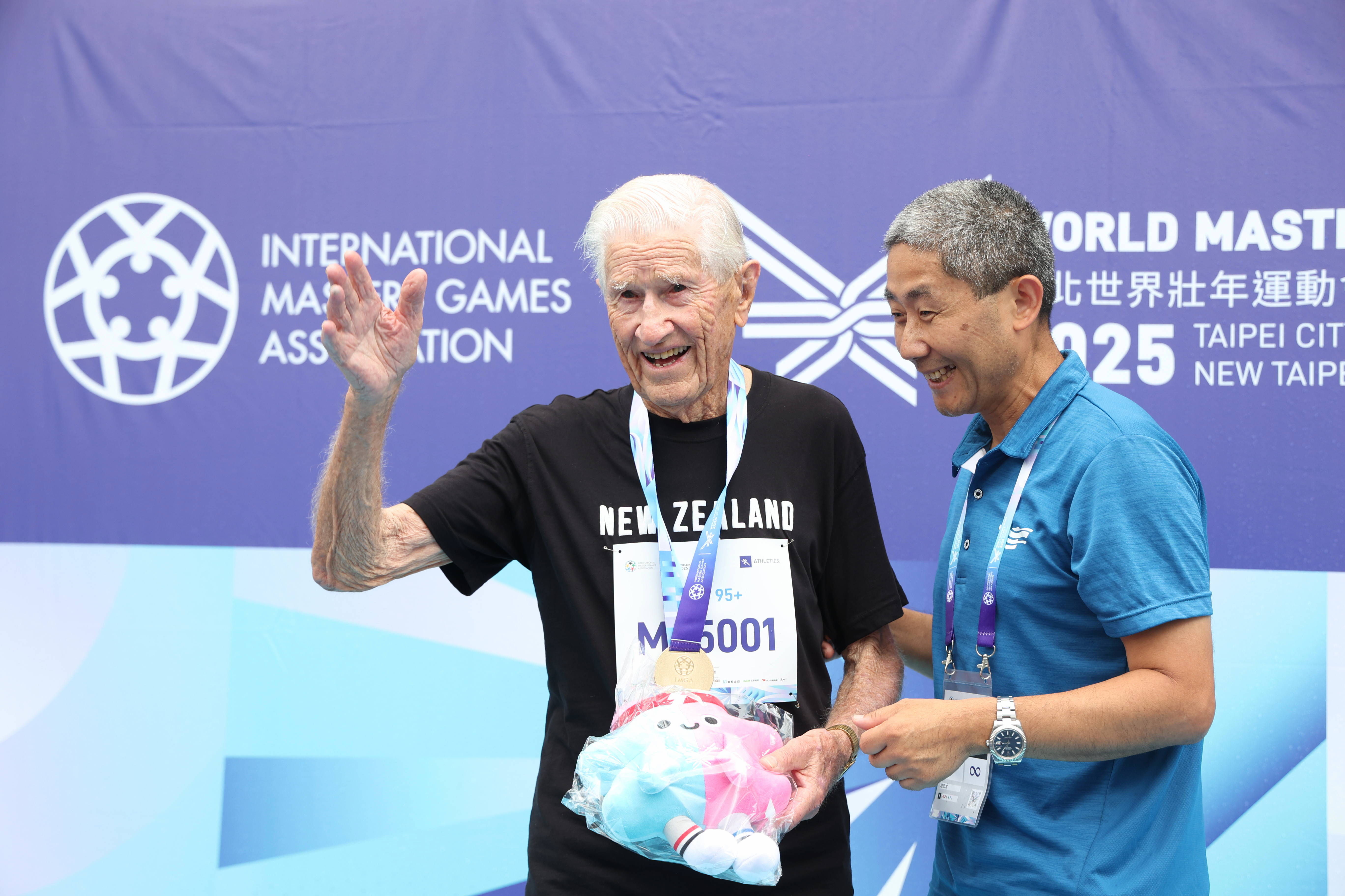▲▼世壯運昆凌爺爺羅倫斯、泰國105歲人瑞薩旺、99歲馬丁。（圖／2025雙北世壯運執委會提供）