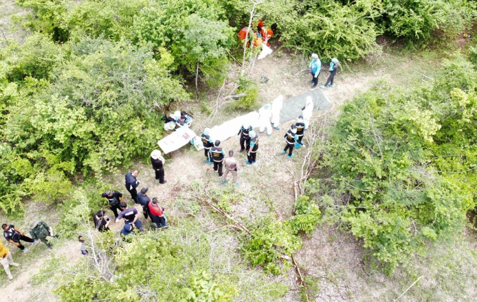 ▲▼偷吃毒梟大佬的女人！泰33歲知名DJ遭「行刑式槍決」　棄屍荒野 。（圖／翻攝自民意報）