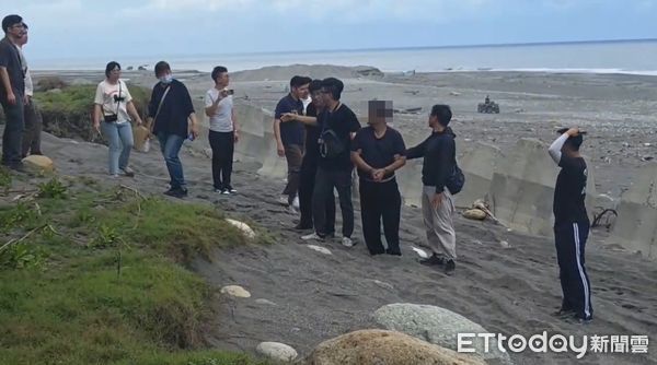 ▲▼劉姓喑啞男涉嫌殺害花蓮國中女師，在附近一處防風林落網。（圖／地方中心翻攝）