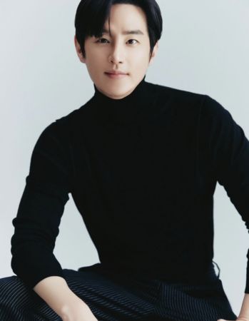 ▲權律24日結婚，為保護圈外人妻子隱私，婚禮不公開。（圖／翻攝自權律IG）