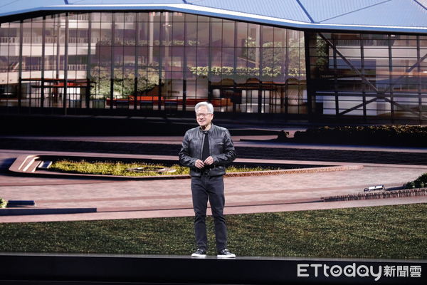 ▲▼NVIDIA執行長黃仁勳主題演講，演講中正式宣布台灣營運總部將設在北市科。（圖／記者湯興漢攝）