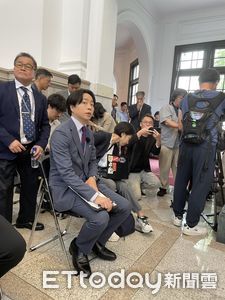 直擊/賴清德520周年記者會 日本天團「嵐」櫻井翔現身採訪