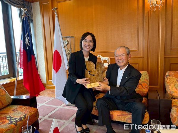 ▲▼  嘉義縣鹿草鄉長嚴珮瑜赴日拜會日本食研集團創辦人大澤一彥會長 以永續視野深化在地與國際合作   。（圖／鹿草鄉長嚴珮瑜提供）