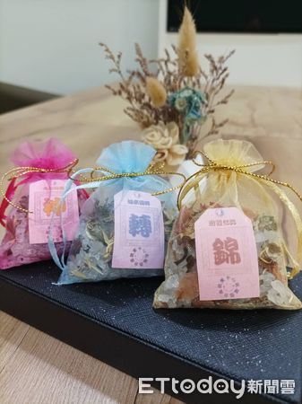 ▲台南就業中心五月兩場徵才活動釋出150個以上職缺，結合節慶文化與香包手作，打造溫馨有感的求職體驗。（記者林東良翻攝，下同）