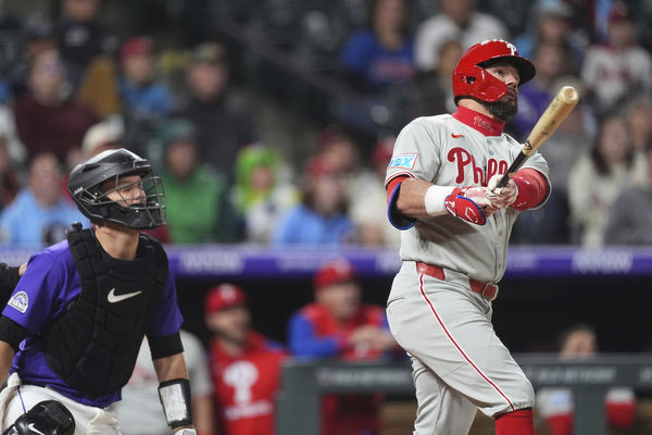 ▲費城人當家重砲舒瓦伯（Kyle Schwarber）今天達成生涯300轟的里程碑。（圖／達志影像／美聯社）