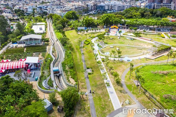 ▲▼ 道爺圳上游景觀環境再造啟用 黃敏惠市長：建設讓城市壯大 文化讓城市偉大!  。（圖／嘉義市政府提供）