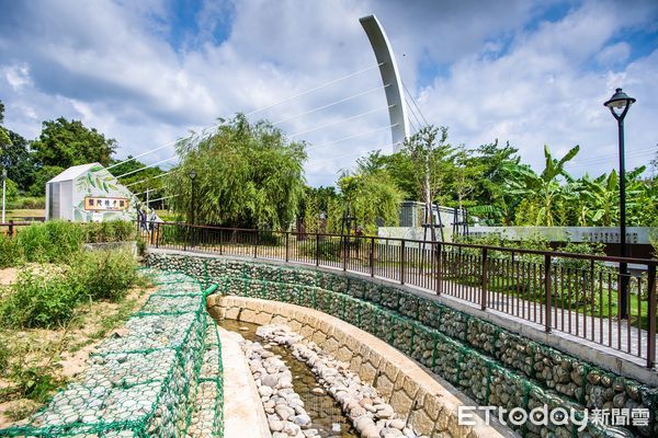 ▲▼ 道爺圳上游景觀環境再造啟用 黃敏惠市長：建設讓城市壯大 文化讓城市偉大!  。（圖／嘉義市政府提供）