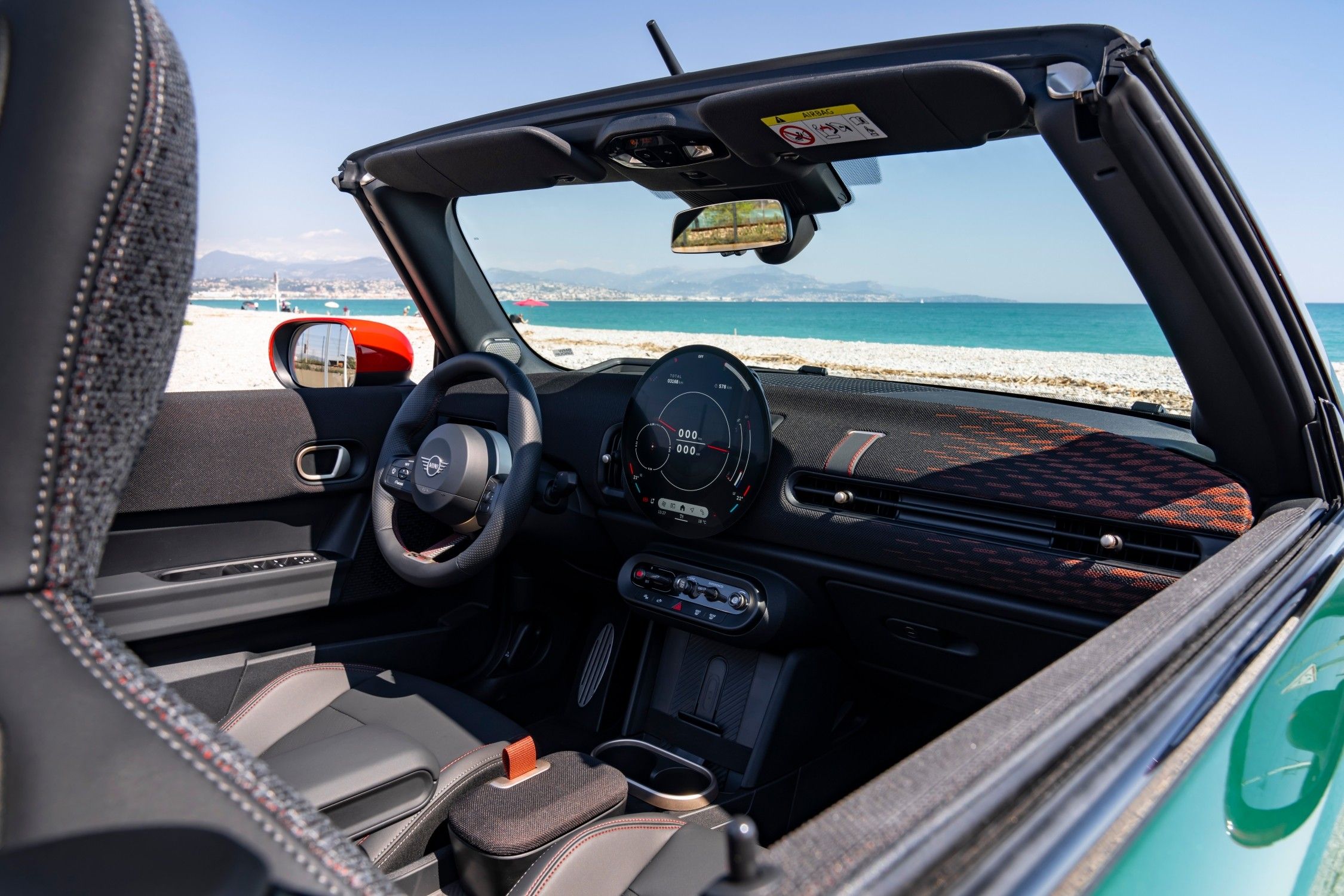 ▲MINI JCW Convertible敞篷。（圖／翻攝自MINI）