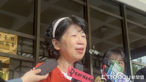 ▲▼民眾黨前主席柯文哲妻子陳佩琪20日到庭旁聽，離開時淚聲俱下。（圖／記者袁茵攝）