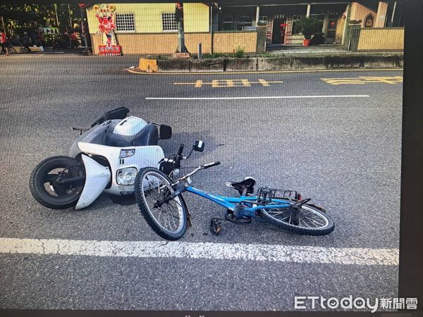 ▲內埔鄉科大路三段與新生路口交通事故            。（圖／記者陳崑福翻攝）