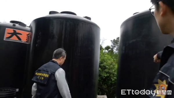 ▲▼南投警方破獲名間鄉私酒工廠。（圖／記者高堂堯翻攝）