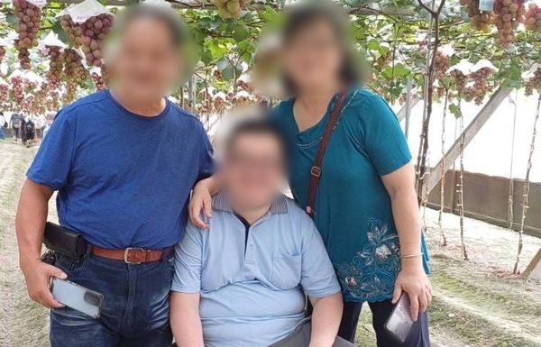 ▲張家一家三口和樂融融，卻因一場車禍讓家破碎天人永隔。（民眾提供，下同）