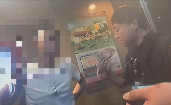 ▲彰化男車手持8張金融卡到銀行領錢遭警方逮捕。（圖／警方提供）