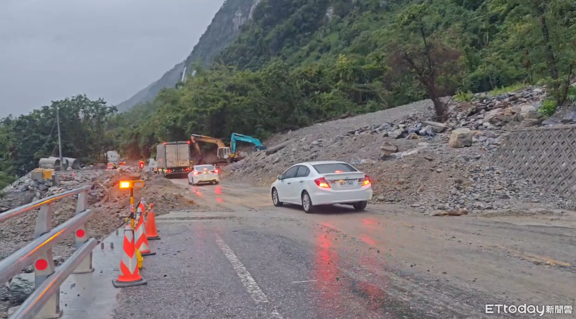 花蓮爆雨「蘇花鐵公路雙斷」　交長下令啟動海陸空跨運具聯防