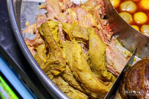 ▲▼正宗街頭粵式牛雜，噴泉牛肉料理隱藏版推薦。（圖／部落客陳小可的吃喝玩樂授權提供）