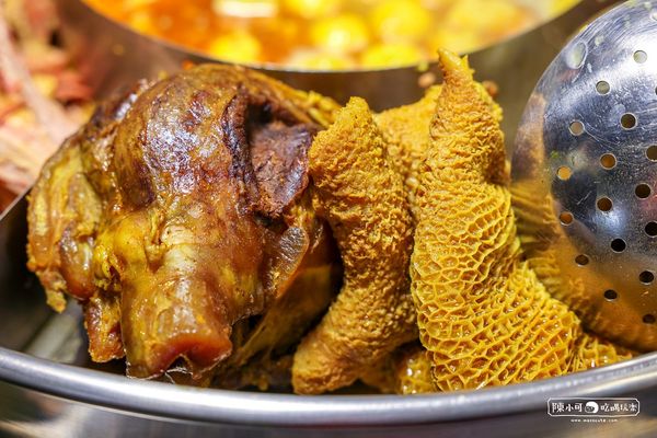 ▲▼正宗街頭粵式牛雜，噴泉牛肉料理隱藏版推薦。（圖／部落客陳小可的吃喝玩樂授權提供）