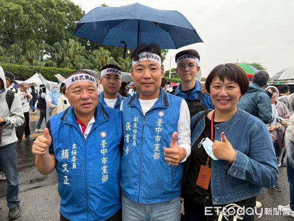 ▲▼綠營名嘴召開記者會直指台中3名立委全會被罷免。（圖／國民黨中市黨部提供）