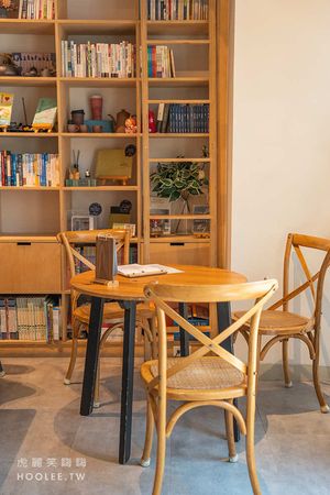 ▲▼STORY Restaurant 咖啡餐酒專門(高雄)巷弄裡的小餐館!手揉現烤無敵星星披薩,私房老酒甕燉牛排。（圖／部落客虎麗笑嗨嗨授權提供）