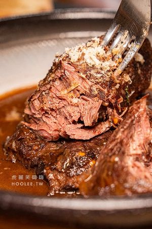 ▲▼STORY Restaurant 咖啡餐酒專門(高雄)巷弄裡的小餐館!手揉現烤無敵星星披薩,私房老酒甕燉牛排。（圖／部落客虎麗笑嗨嗨授權提供）
