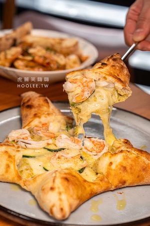 ▲▼STORY Restaurant 咖啡餐酒專門(高雄)巷弄裡的小餐館!手揉現烤無敵星星披薩,私房老酒甕燉牛排。（圖／部落客虎麗笑嗨嗨授權提供）