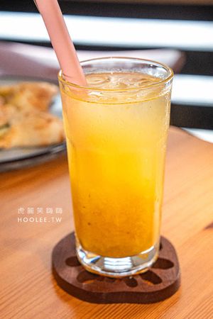 ▲▼STORY Restaurant 咖啡餐酒專門(高雄)巷弄裡的小餐館!手揉現烤無敵星星披薩,私房老酒甕燉牛排。（圖／部落客虎麗笑嗨嗨授權提供）