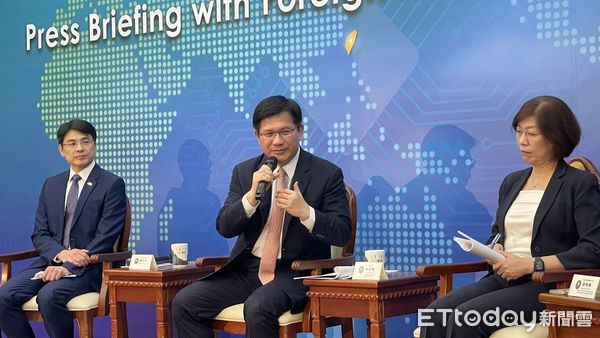 ▲▼外交部長林佳龍媒體茶敘。（圖／記者陶本和攝）