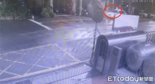 ▲林姓男子最後身影是在住家搭上「地獄接駁車」            。（圖／記者吳奕靖翻攝）