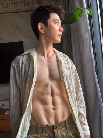 ▲曾子益、徐千京在《好運來》偷情，被正宮何蓓蓓抓姦。（圖／民視提供）