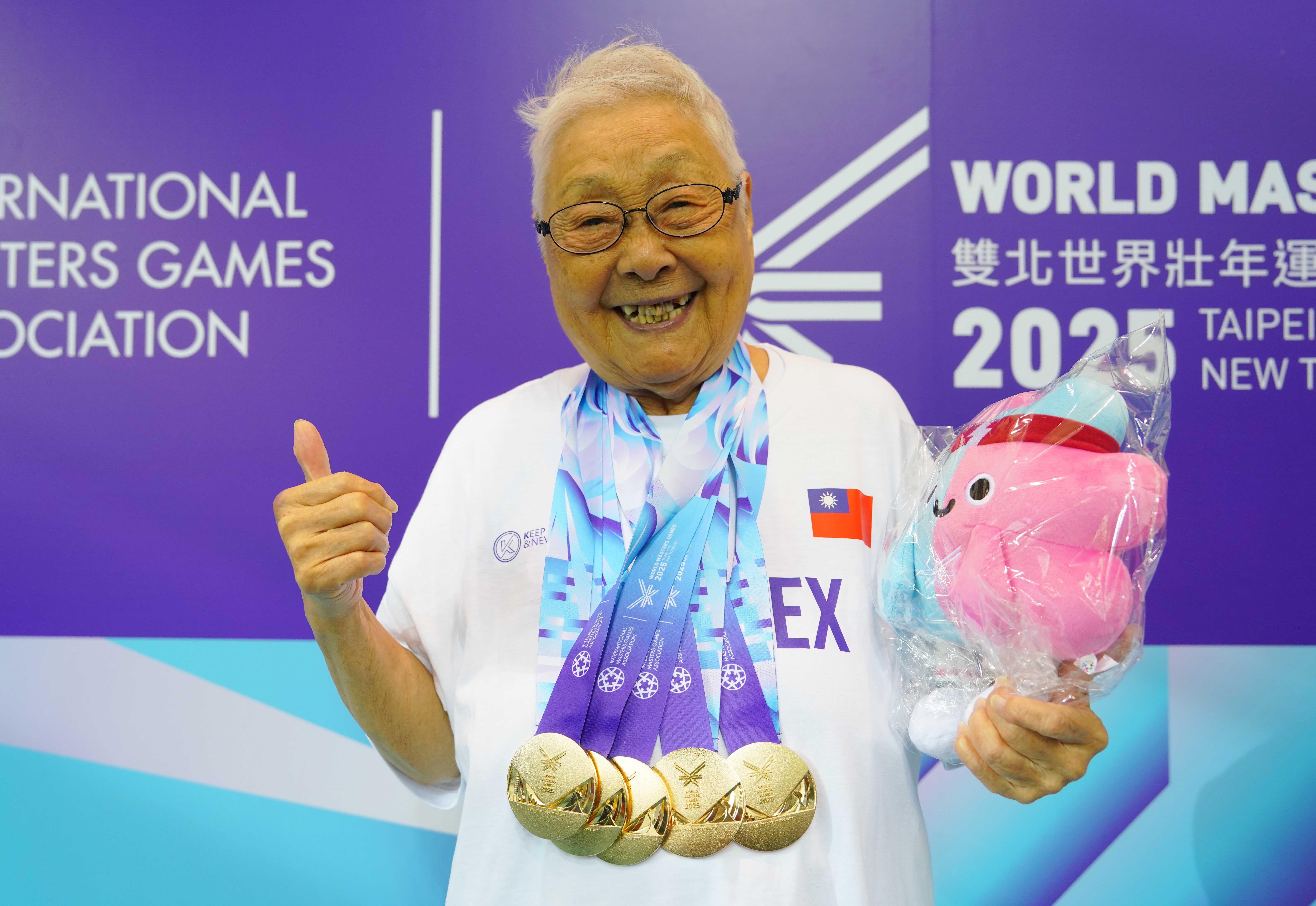 ▲▼世壯運游泳不老雙星90歲林汝聰、97歲唐成瑤       。（圖／2025雙北世壯運執委會提供）
