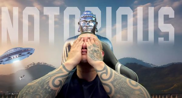 ▲▼             。（圖／翻攝自館長YT）