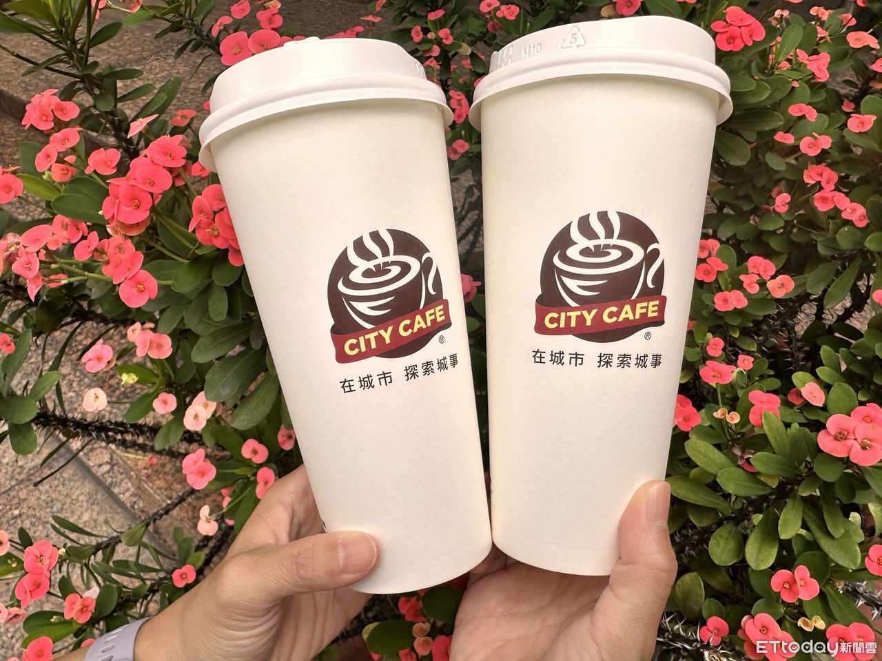 超商「黑五優惠」咖啡任9杯440元！紅豆湯、燒仙草「買1送1」