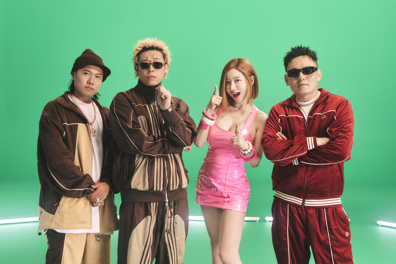 ▲▼玖壹壹、DJ SODA〈哥哥帶上我〉。（圖／混血兒娛樂提供）