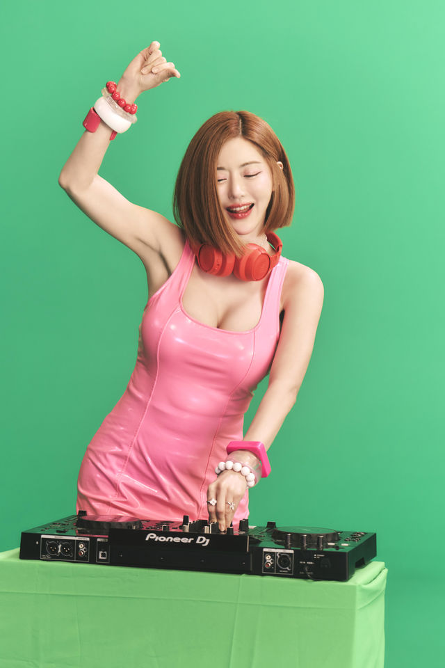 ▲▼玖壹壹、DJ SODA〈哥哥帶上我〉。（圖／混血兒娛樂提供）