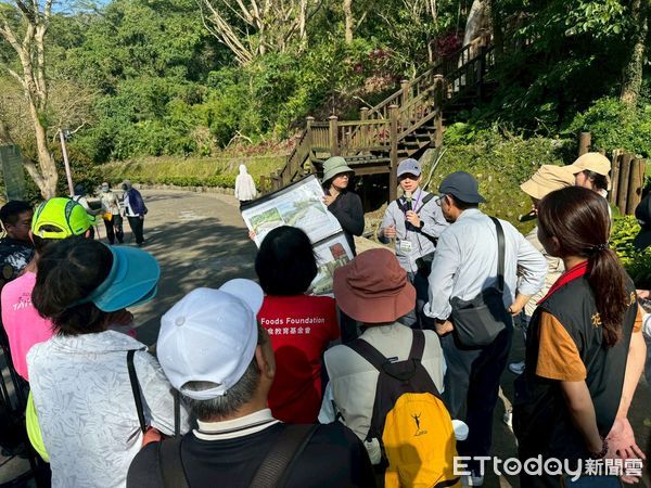 ▲▼縣府規劃團隊積極推動公眾參與，透過工作坊、環境教育課程及專家學者討論，廣泛蒐集意見。（圖／花蓮縣政府提供，下同）