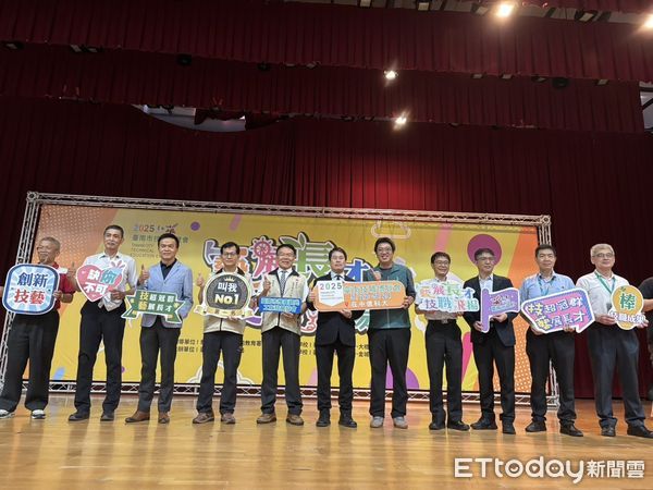 ▲台南市2025技職博覽會22日在中信科技大學熱鬧登場，吸引許多親師生前往體驗技職魅力。（記者林東良翻攝，下同）