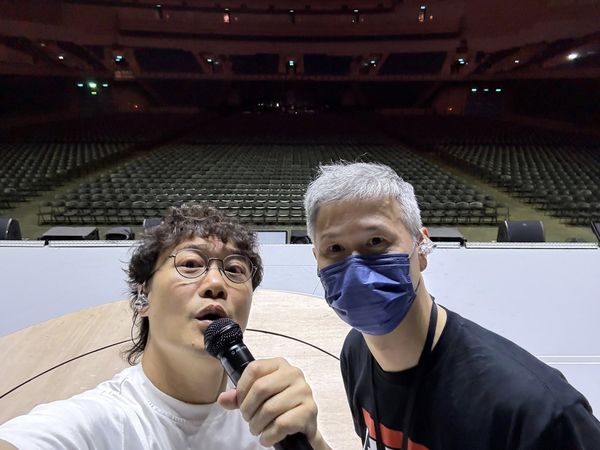 ▲▼陳奕迅遭瞎傳烏龍死訊，親自曬照證明還活著。（圖／翻攝自臉書）
