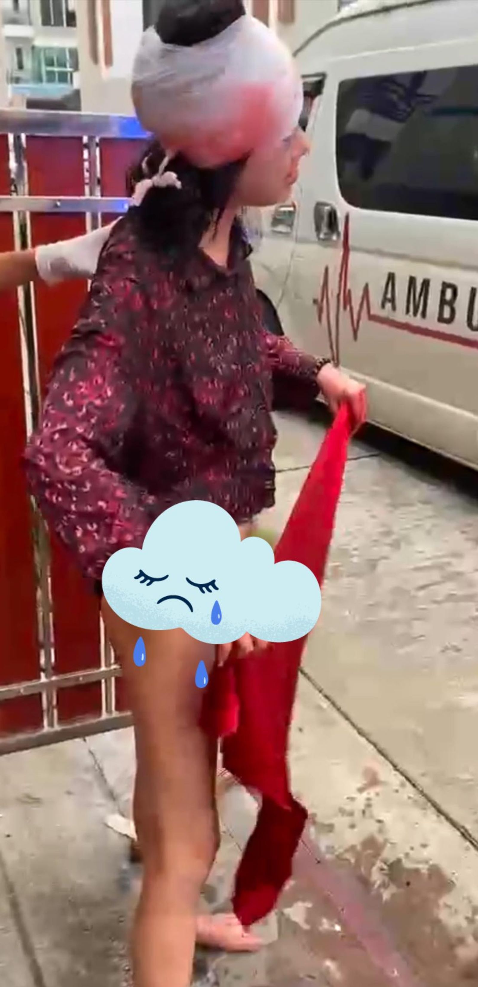 有片／女星遭警二代前男友家暴！腫成豬頭還噴血　恐怖囚禁畫面曝光