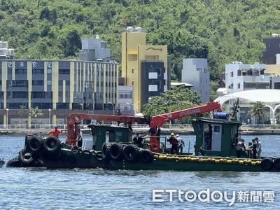 快訊/找到了!高雄旗津工作船翻覆 落海1人成冰冷浮屍