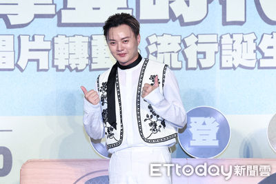 曹雅雯為爸爸剃大平頭　「前螢幕男友」許富凱心疼發聲了