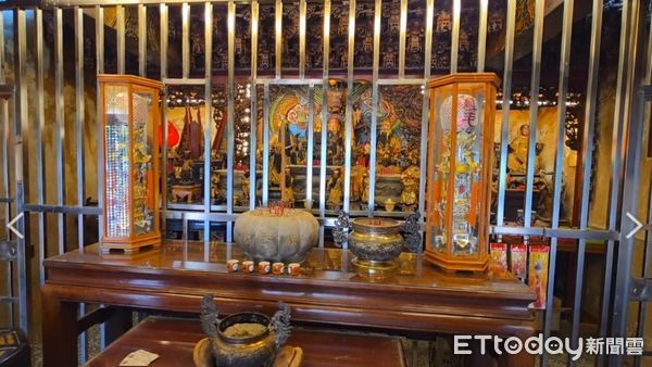 ▲▼嘉義縣太保市魚寮保安宮近日法器「鯊魚劍」遭竊           。（圖／記者翁伊森翻攝）
