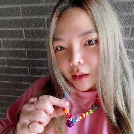 ▲▼小甜甜回台灣宣布「新身分」！坦承犧牲很多私人時間。（圖／翻攝自臉書）